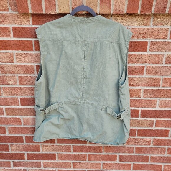 Woolrich Elite Series Tactical Vest Men's Size Large Heavy Duty Lots of Pockets - Picture 2 of 6